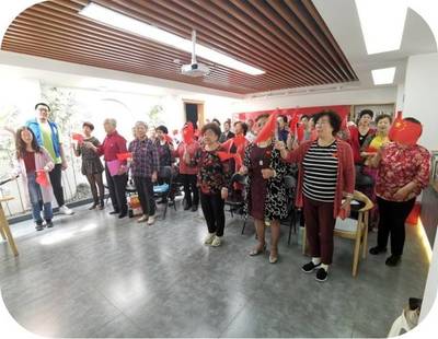 文藝匯演展風采，總結成果再前行——記社區“不忘初心 牢記使命”主題文藝匯演暨共建美麗新社區活動